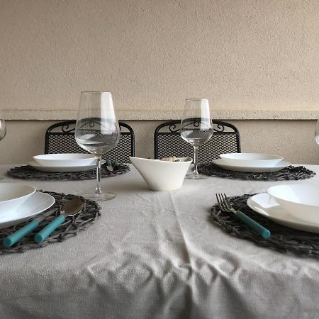 Levant, Cosy And Modern Apartment In Novalja Center Exterior foto