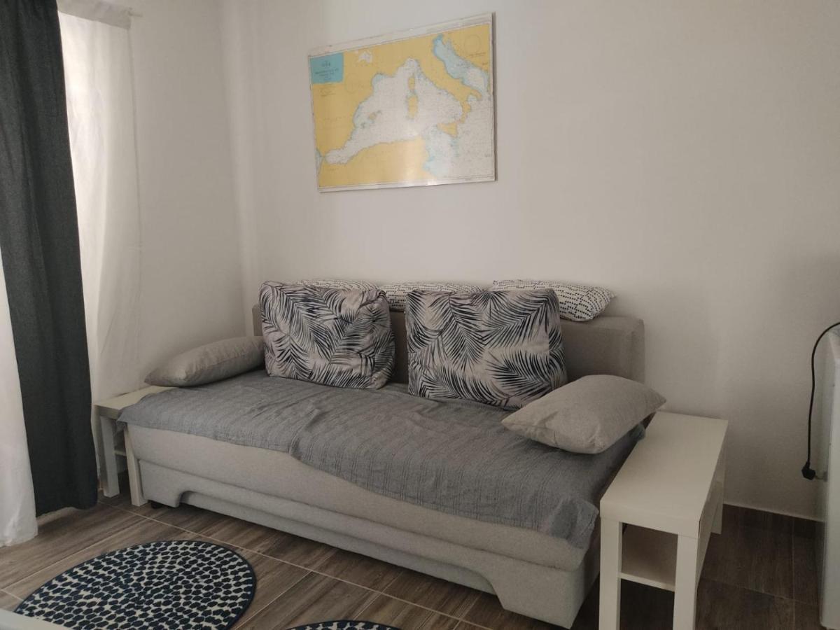 Levant, Cosy And Modern Apartment In Novalja Center Exterior foto